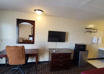 Marion Gray Plaza Motel hotel thumbnail 8