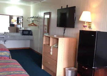 Royal Inn hotel thumbnail 7