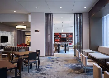 Hampton Inn Chicago West Loop Fulton Market Area hotel thumbnail 6