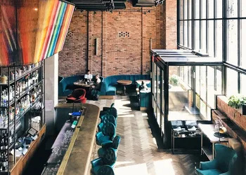 Arlo Williamsburg hotel thumbnail 4