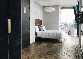 Arlo Williamsburg hotel thumbnail 8