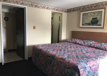 West Motel hotel thumbnail 4