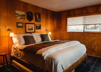 The Fireside Inn hotel thumbnail 5