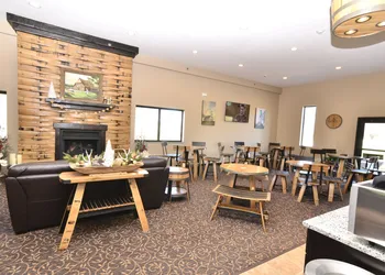 Cobblestone Inn & Suites - Manning hotel thumbnail 3