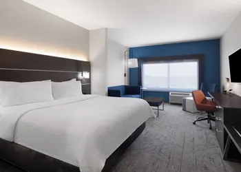 Holiday Inn Express and Suites West Memphis by IHG hotel thumbnail 5