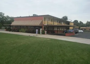 Big Bend Traveler's Inn hotel thumbnail 7