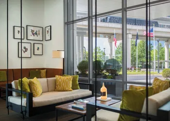 Renaissance Atlanta Airport Gateway Hotel hotel thumbnail 2