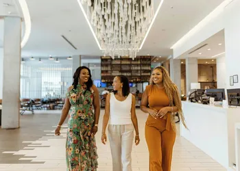Renaissance Atlanta Airport Gateway Hotel hotel thumbnail 4