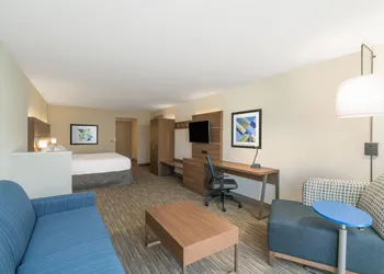 Holiday Inn Express Radcliff-Fort Knox by IHG hotel thumbnail 3