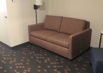 Holiday Inn Hotels and Suites Mount Pleasant by IHG hotel thumbnail 4