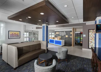 Holiday Inn Express & Suites West Des Moines - Jordan Creek by IHG hotel thumbnail 2