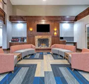 La Quinta Inn & Suites by Wyndham Fort Worth NE Mall hotel detail image 3