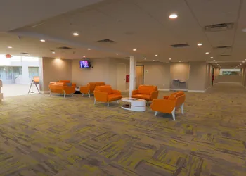 Holiday Inn Scranton East - Dunmore by IHG hotel thumbnail 3