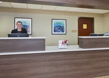 Candlewood Suites Grand Rapids Airport by IHG hotel thumbnail 2
