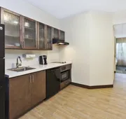 Candlewood Suites Grand Rapids Airport by IHG hotel detail image 4