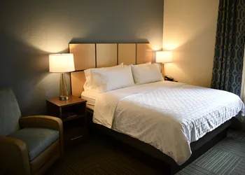 Candlewood Suites Grand Rapids Airport by IHG hotel thumbnail 6