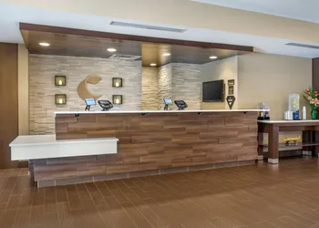 Comfort Suites Florence - Cincinnati South hotel thumbnail 4