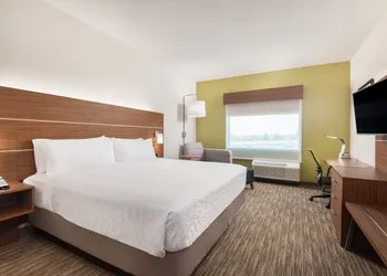 Holiday Inn Express & Suites Punta Gorda by IHG hotel thumbnail 6