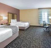 La Quinta Inn & Suites by Wyndham Weatherford OK hotel detail image 4