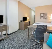 La Quinta Inn & Suites by Wyndham Weatherford OK hotel detail image 7