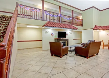 Super 8 by Wyndham Forrest City AR hotel thumbnail 3