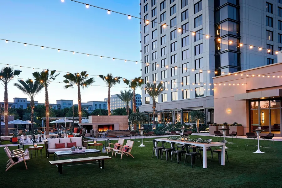 Marriott Irvine Spectrum hotel detail image 2