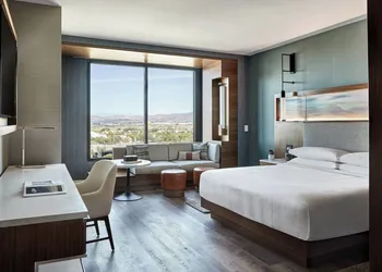 Marriott Irvine Spectrum hotel thumbnail 6