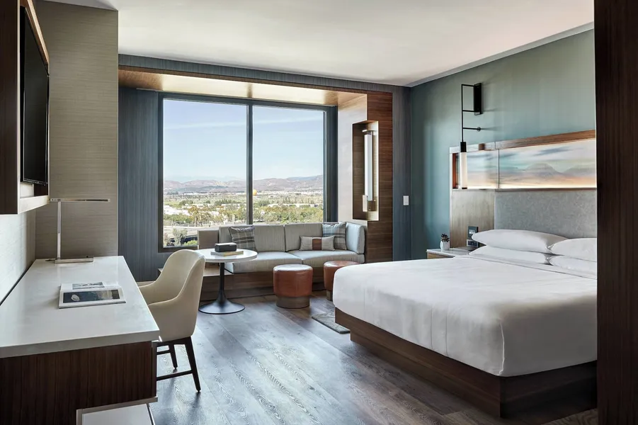 Marriott Irvine Spectrum hotel detail image 6