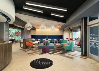 Tru by Hilton York hotel thumbnail 5