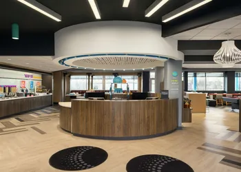 Tru by Hilton York hotel thumbnail 7