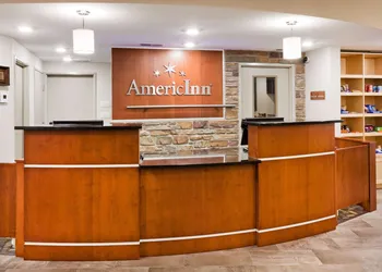 AmericInn by Wyndham DeWitt hotel thumbnail 4