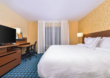 Fairfield Inn & Suites by Marriott Coralville hotel thumbnail 7
