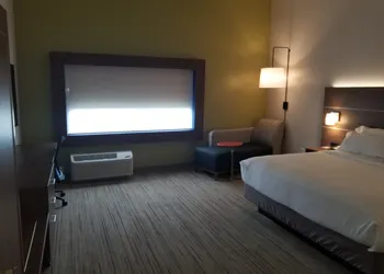 Holiday Inn Express & Suites Fort Mill by IHG hotel thumbnail 3