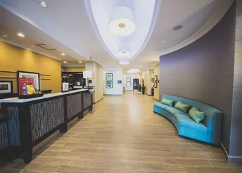 Hampton Inn & Suites by Hilton Bolton hotel thumbnail 3