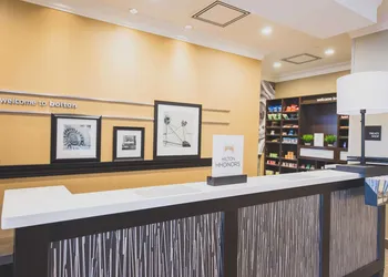 Hampton Inn & Suites by Hilton Bolton hotel thumbnail 4