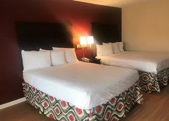 Red Roof Inn & Suites San Angelo hotel thumbnail 8