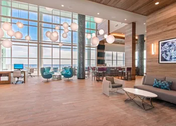 Hampton Inn & Suites Panama City Beach-Beachfront hotel thumbnail 3