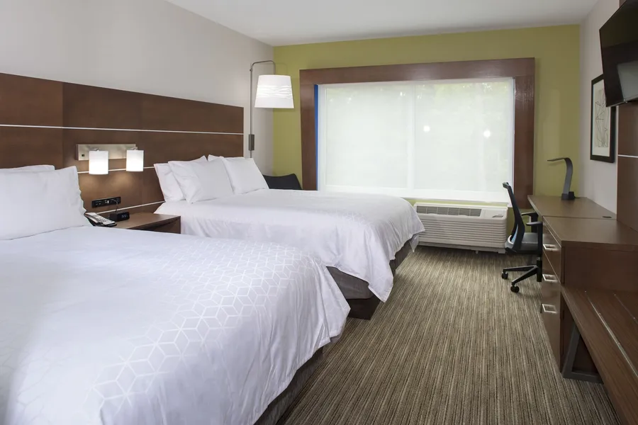 Holiday Inn Express and Suites King George- Dahlgren by IHG hotel detail image 2