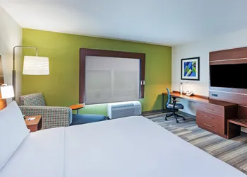 Holiday Inn Express & Suites Tulsa South - Woodland Hills by IHG hotel thumbnail 5