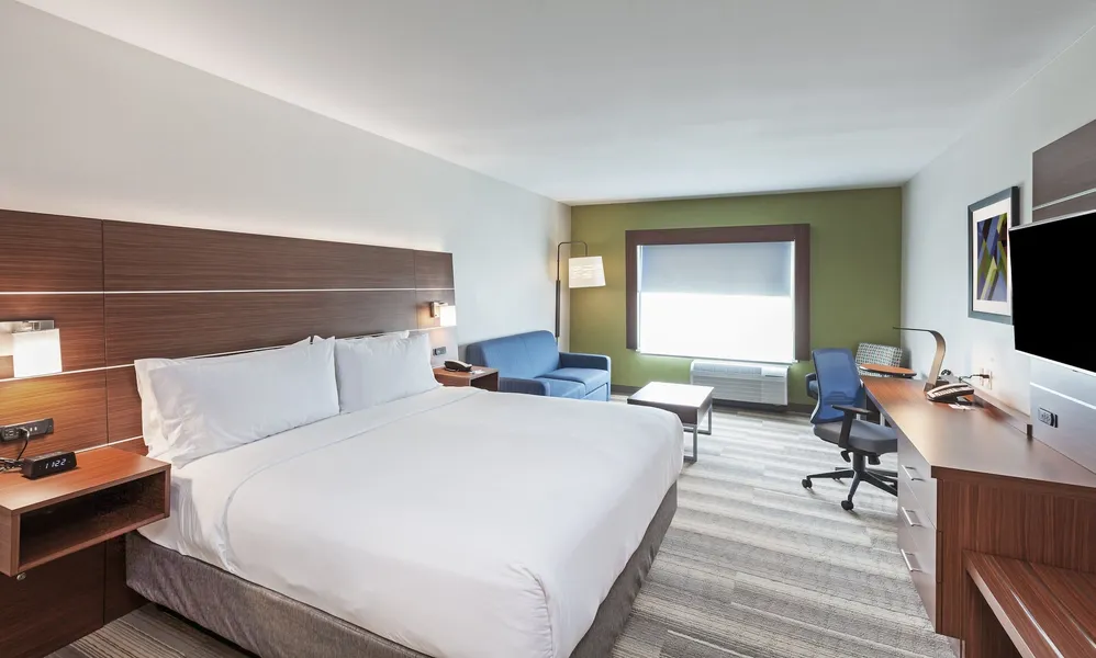 Holiday Inn Express & Suites Tulsa South - Woodland Hills by IHG hotel detail image 6
