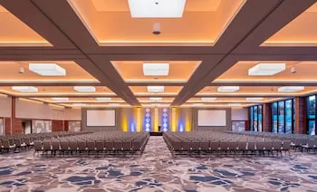 Hyatt Regency Lake Washington at Seattle’s Southport hotel thumbnail 5