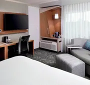 Courtyard by Marriott Houston Intercontinental Airport hotel detail image 7
