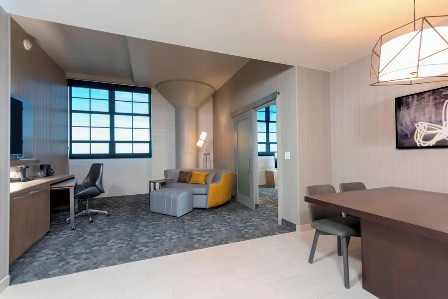 Courtyard by Marriott Waterloo Cedar Falls hotel detail image 6