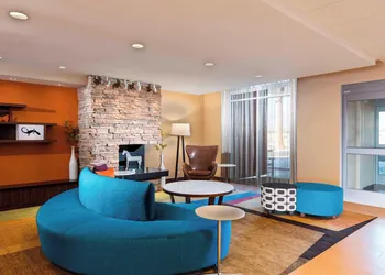 Fairfield by Marriott Inn & Suites Palm Desert Coachella Valley hotel thumbnail 2