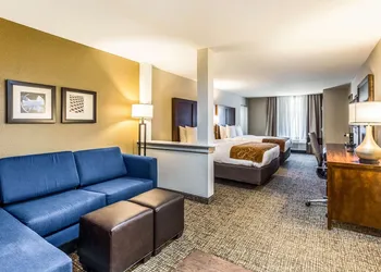 Comfort Suites Channelview - Houston East hotel thumbnail 7