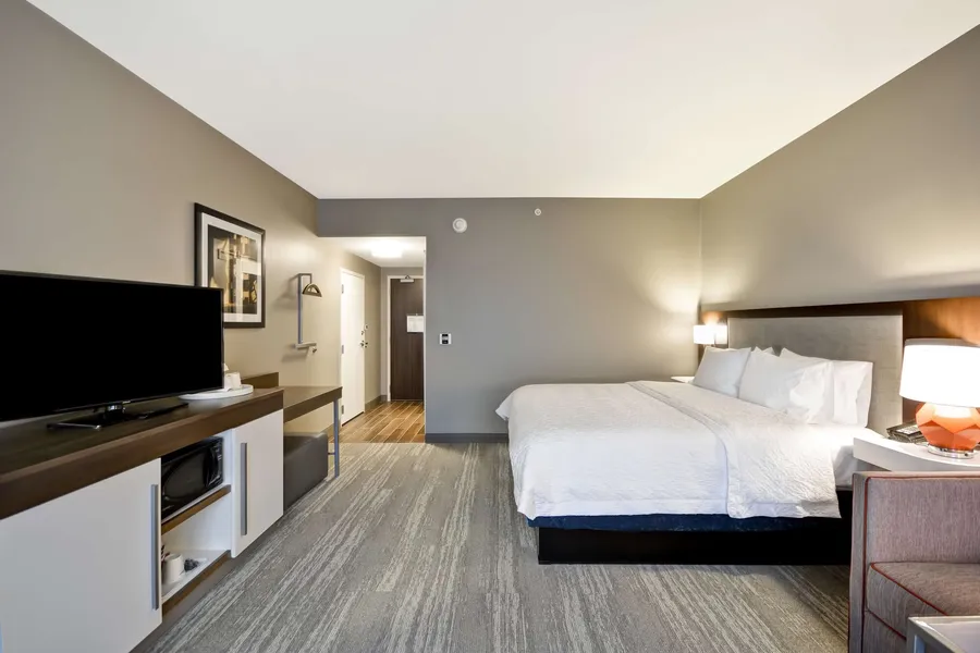 Hampton Inn Livonia Detroit hotel detail image 6
