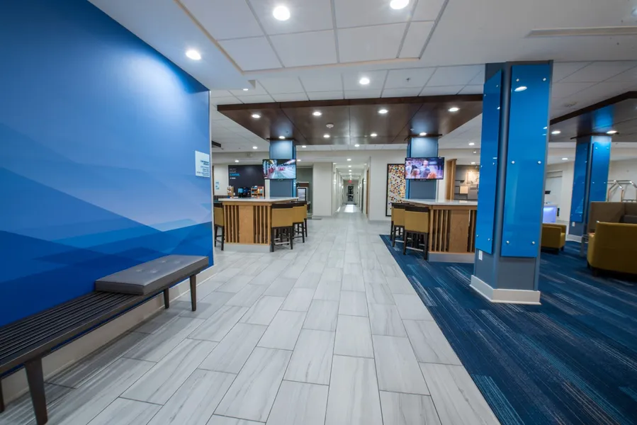 Holiday Inn Express & Suites Lake Charles South Casino Area by IHG hotel detail image 6