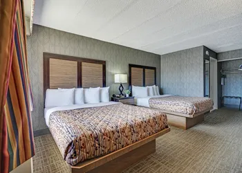 Blue Creek Inn hotel thumbnail 8