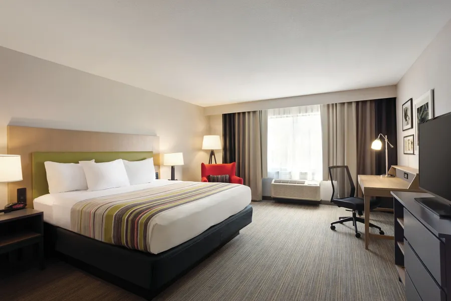 Country Inn & Suites by Radisson Lawrence hotel detail image 6