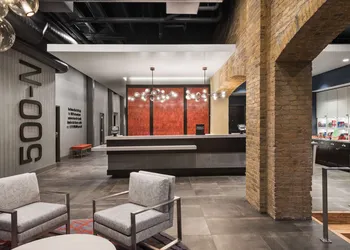 Homewood Suites By Hilton Milwaukee Downtown hotel thumbnail 3